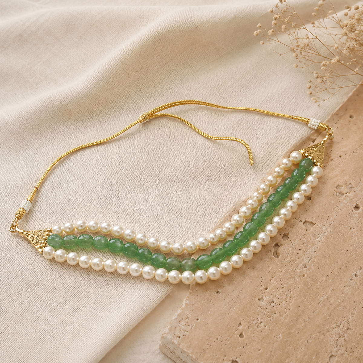 Emerald Aura Pearl Choker