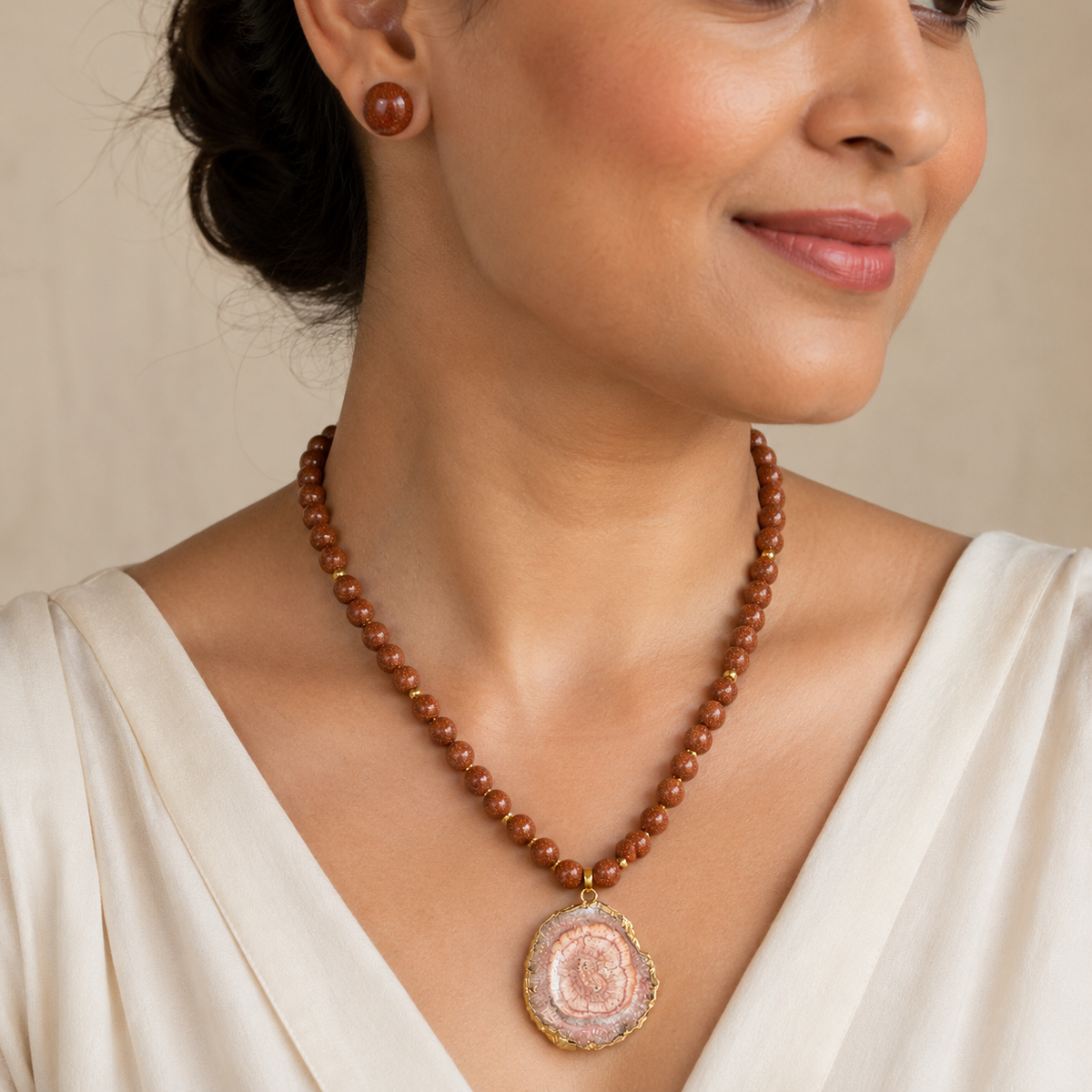 Desert Gleam Gold Sandstone Slice Pendant Necklace & Sandstone Stud Earring